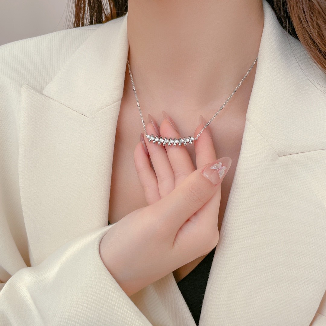 Cartier Rivet Diamond Necklace