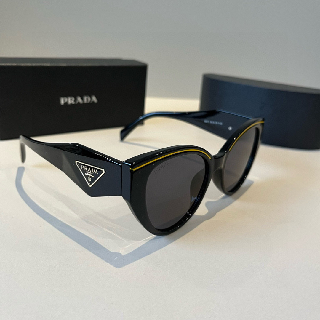 Prada round frame sunglasses