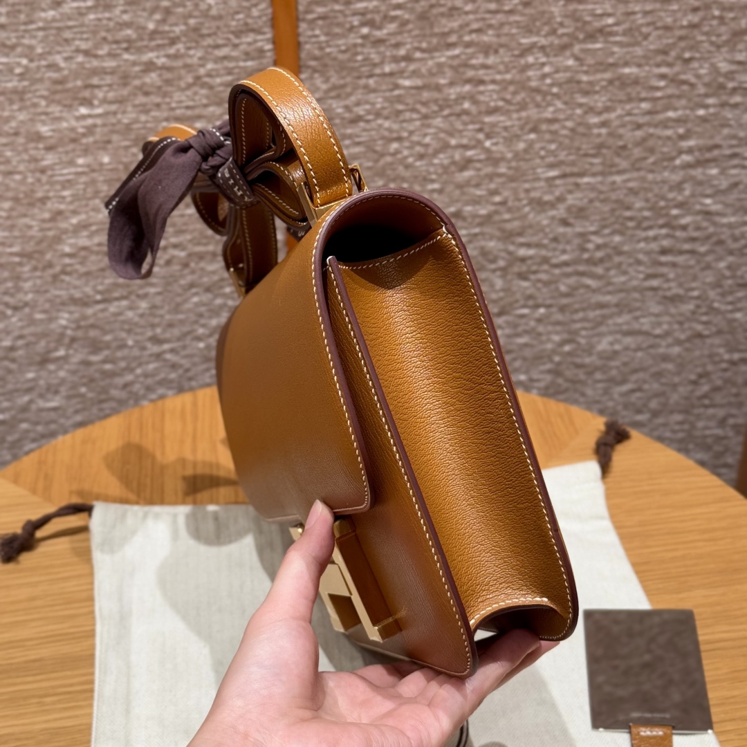 Hermès Constance 37gold handbag (handmade to order)
