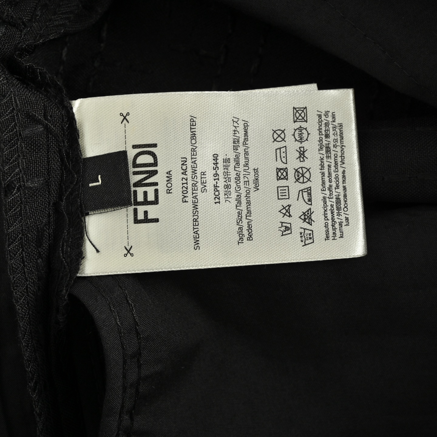 Fendi 25ss all-over monogram jacquard shorts