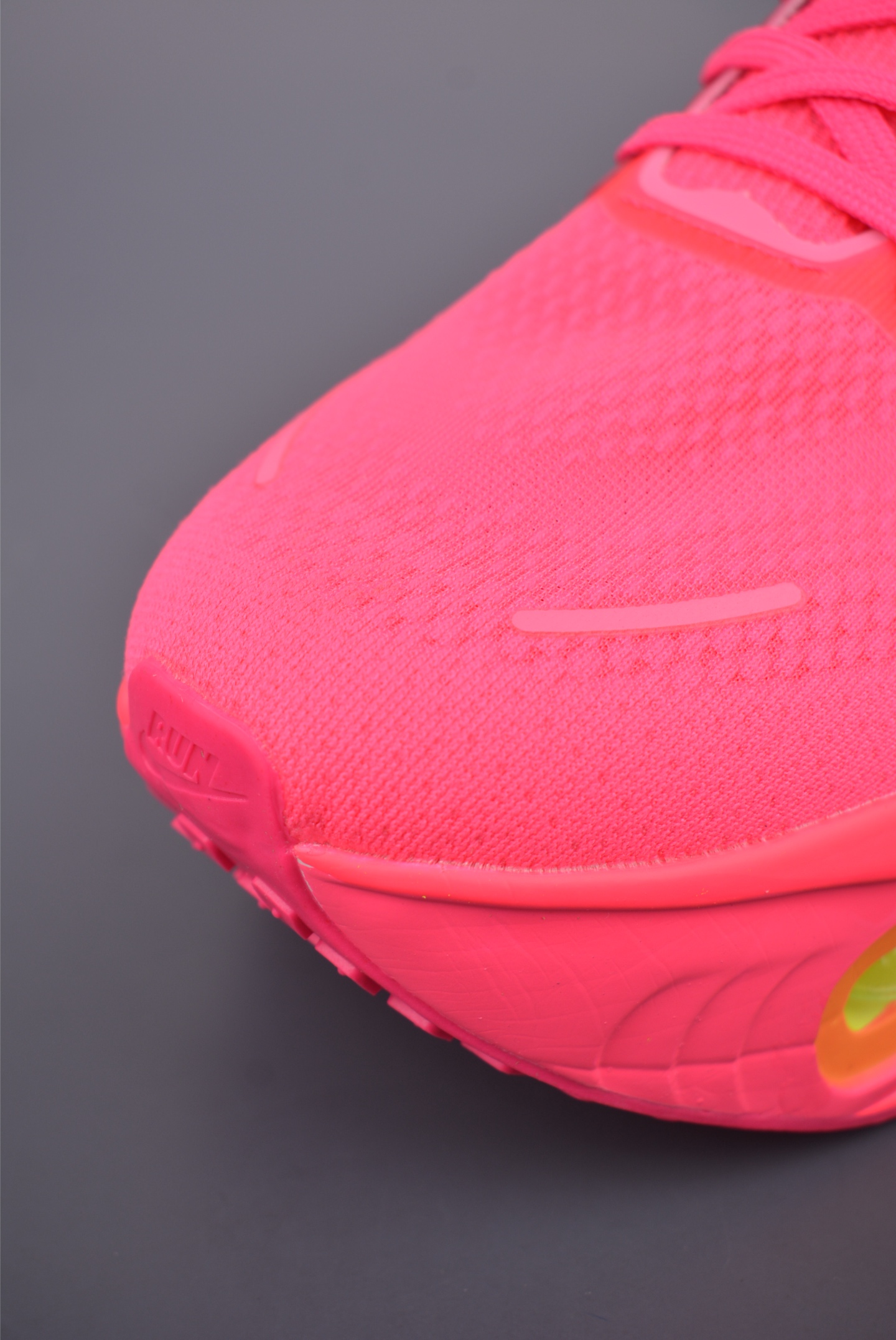 Nike Vomero Premium Air 