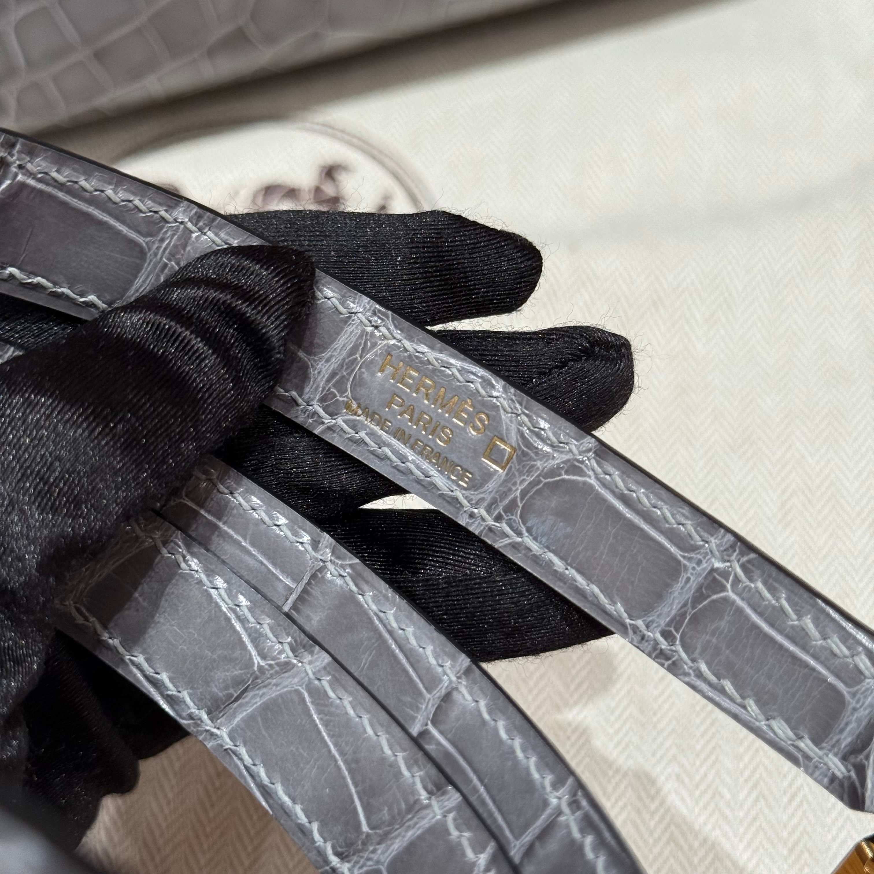 Hermès Kelly 0VGris Ciment (Handmade to order)