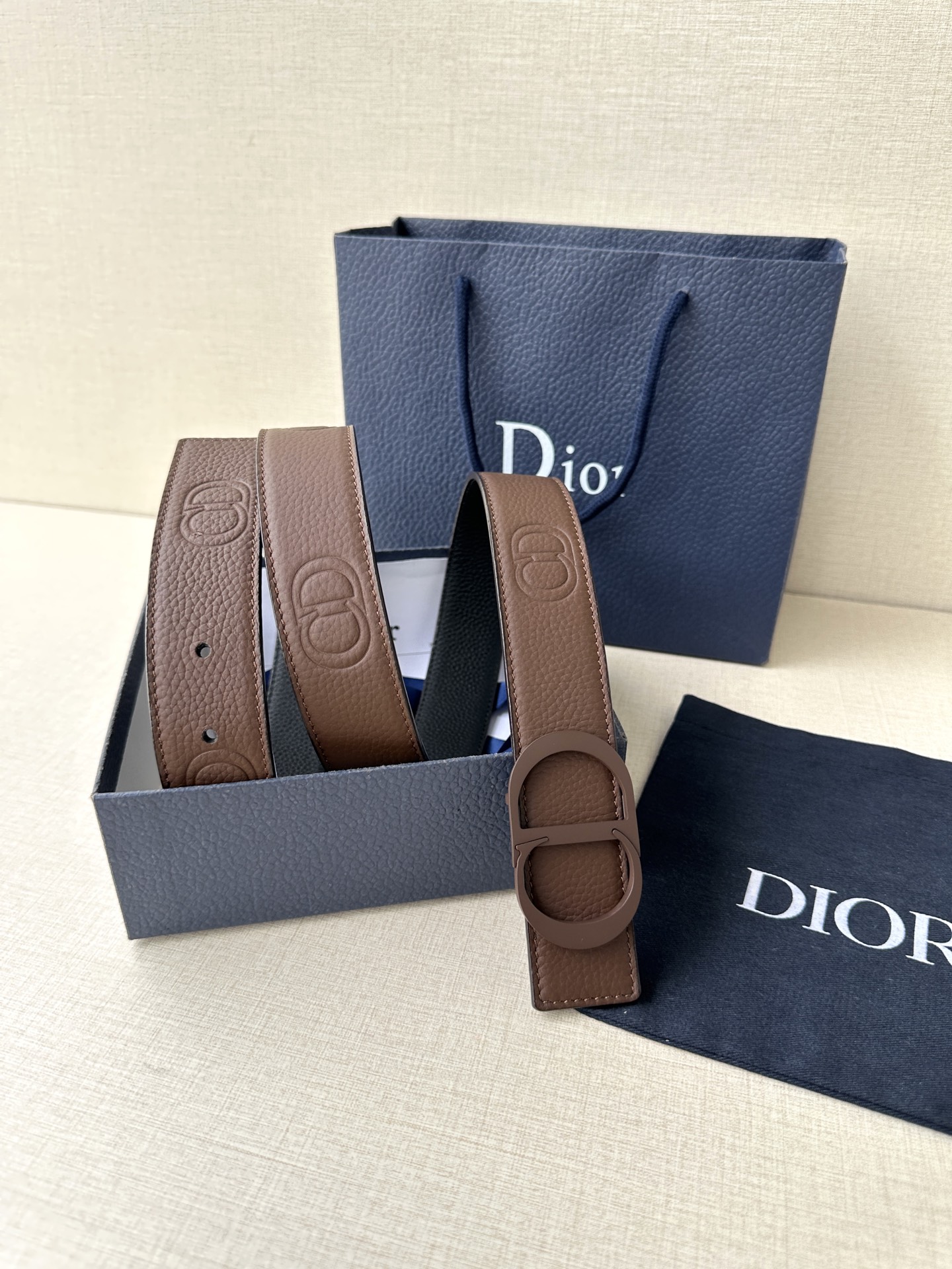 Dior embossed top layer leather belt 3.5CM wide