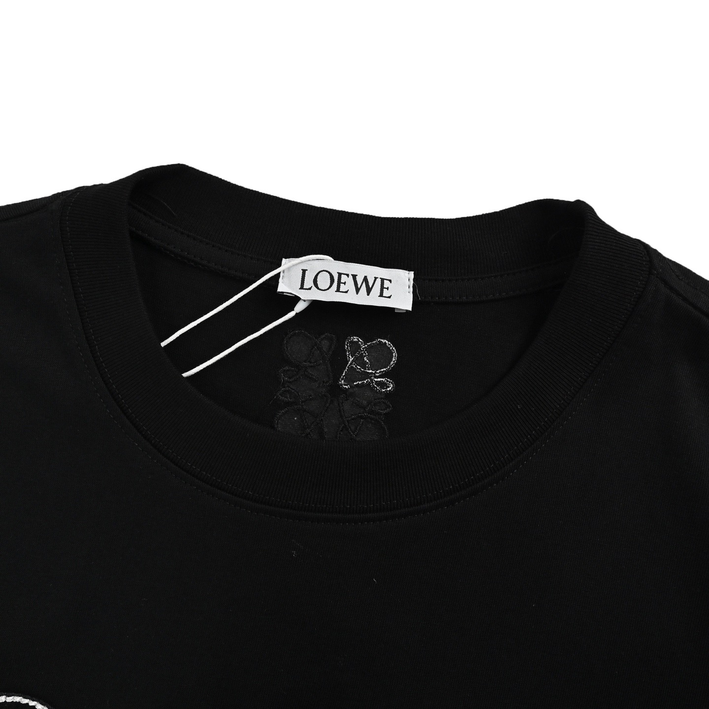 Loewe 25ss contrasting logo embroidered short sleeves
