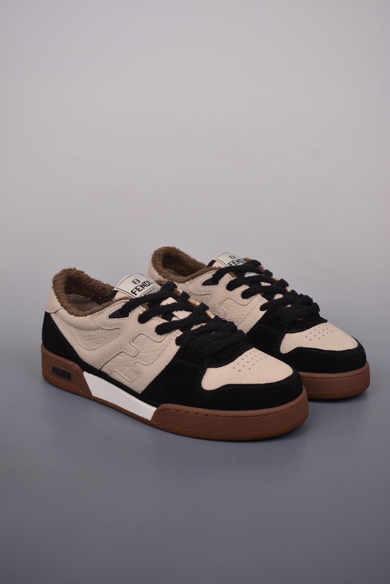 Fendi Match Sneaker Low Velcro Leather Off-White Black 7E1493AHH2F1FZB