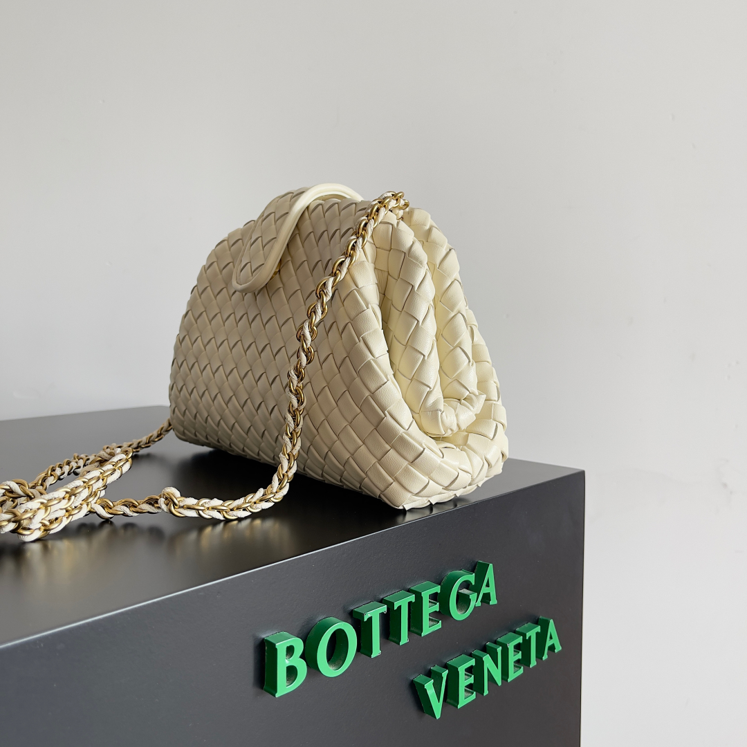 Bottega Veneta LAUREN 1980 Small Clutch 804038