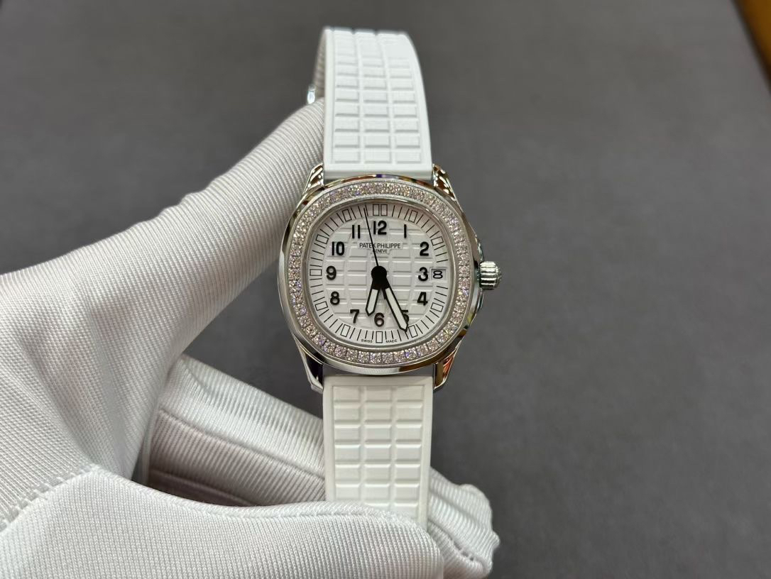 Patek Philippe Factory New AQUANAUT Series