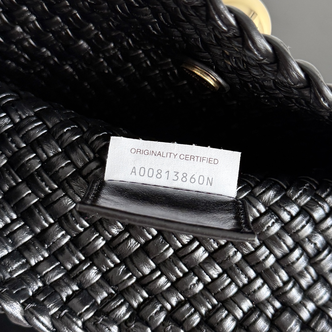 Bottega Veneta Tosca woven handbag 777680