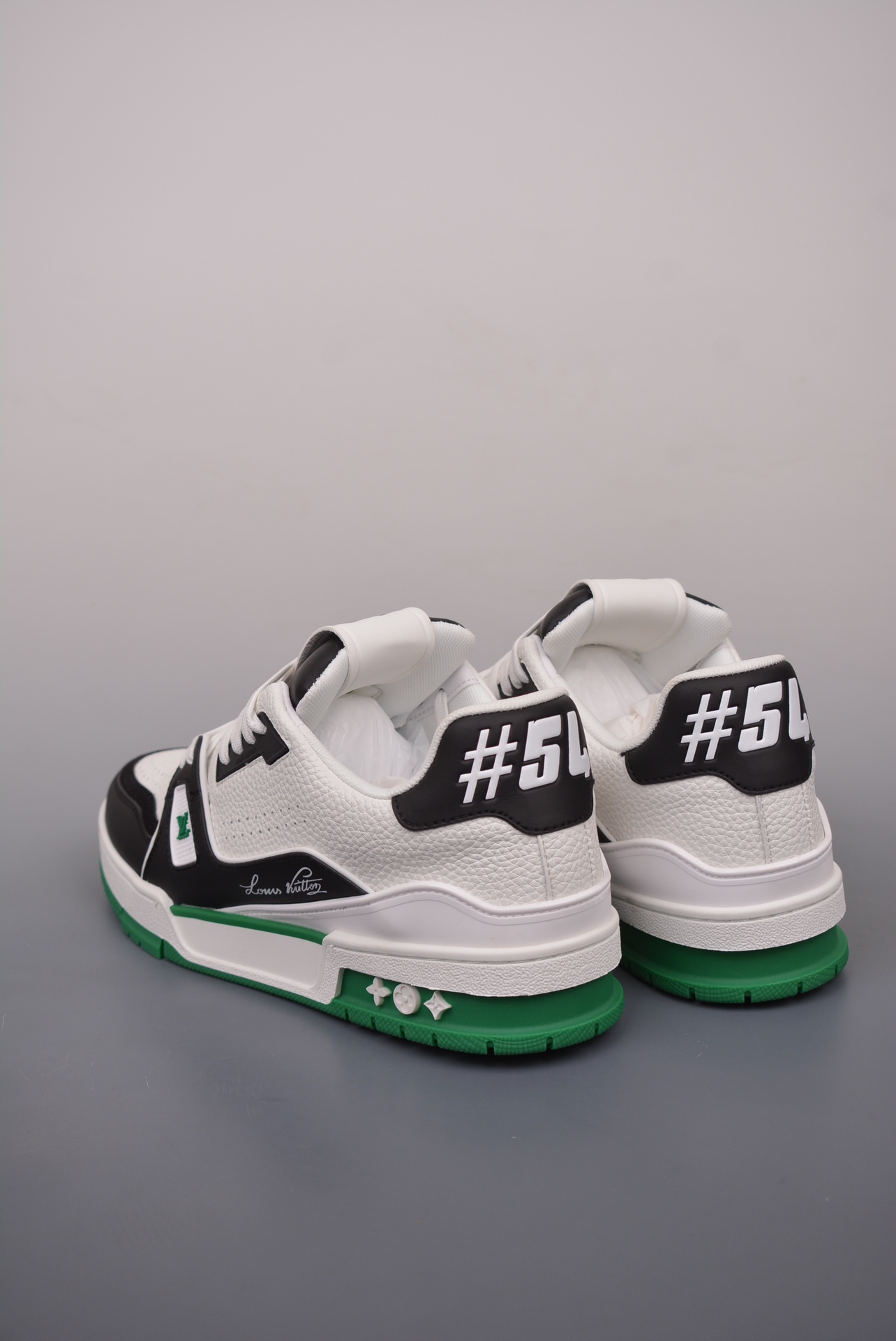 Louis Vuitton Trainer Sneaker Low Black, White and Green Signature Edition 1AD50D