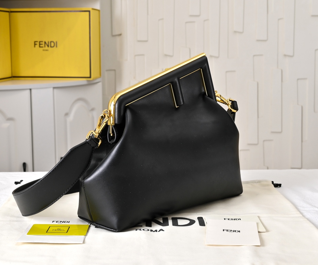 FENDI First Shoulder Bag 80017
