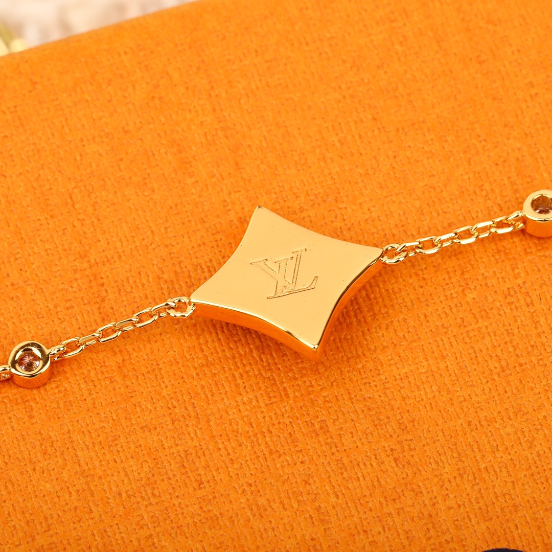 Louis Vuitton Four Flower Bracelet