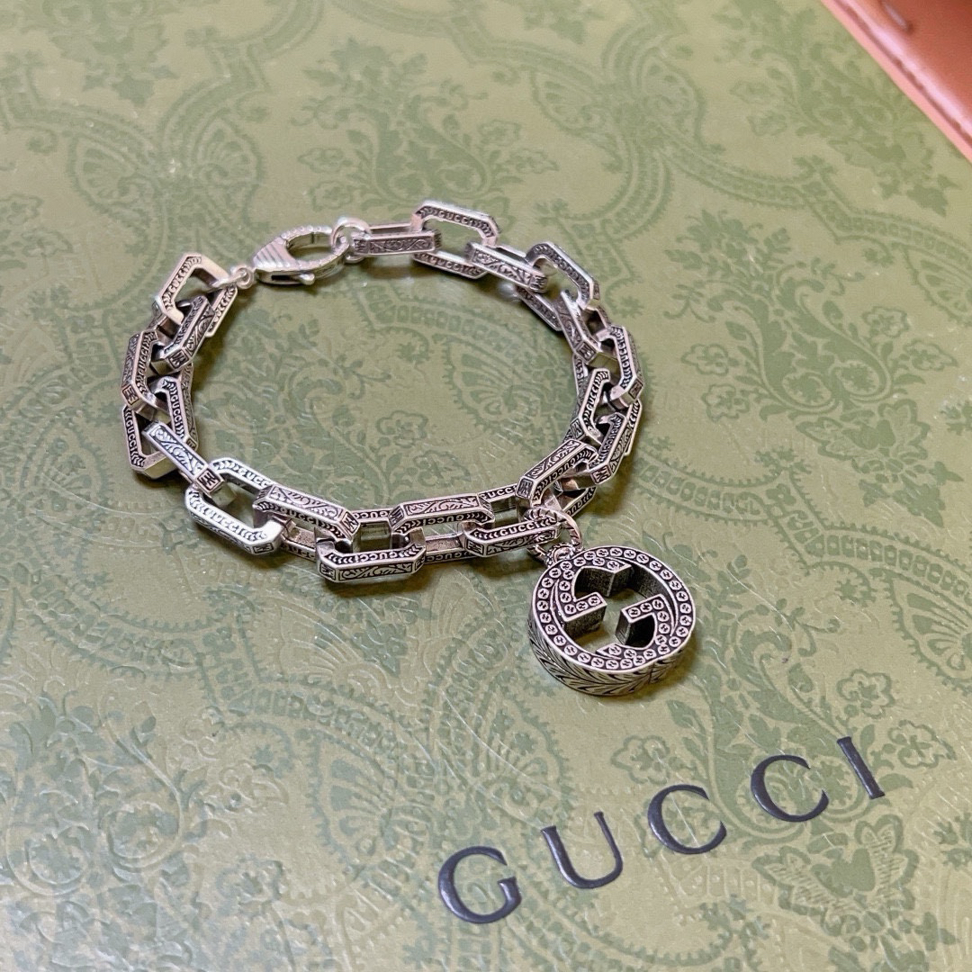 Gucci GG Square Chain Vintage Bracelet