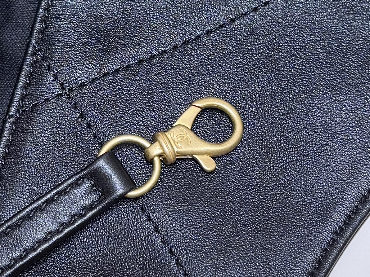 Chanel 25S Spring/Summer Collection Large Tote AS5466