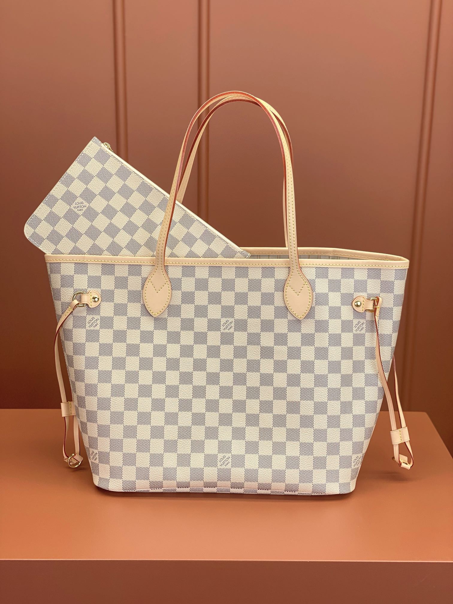 Louis Vuitton NEVERFULL Medium Handbag N41361