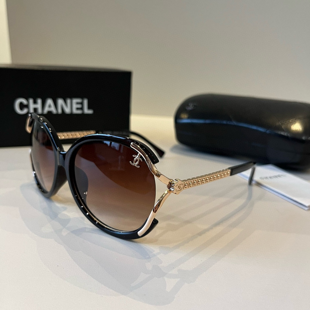 Chanel round frame sunglasses
