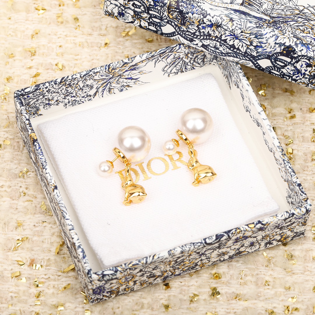 Dior limited edition rabbit earrings