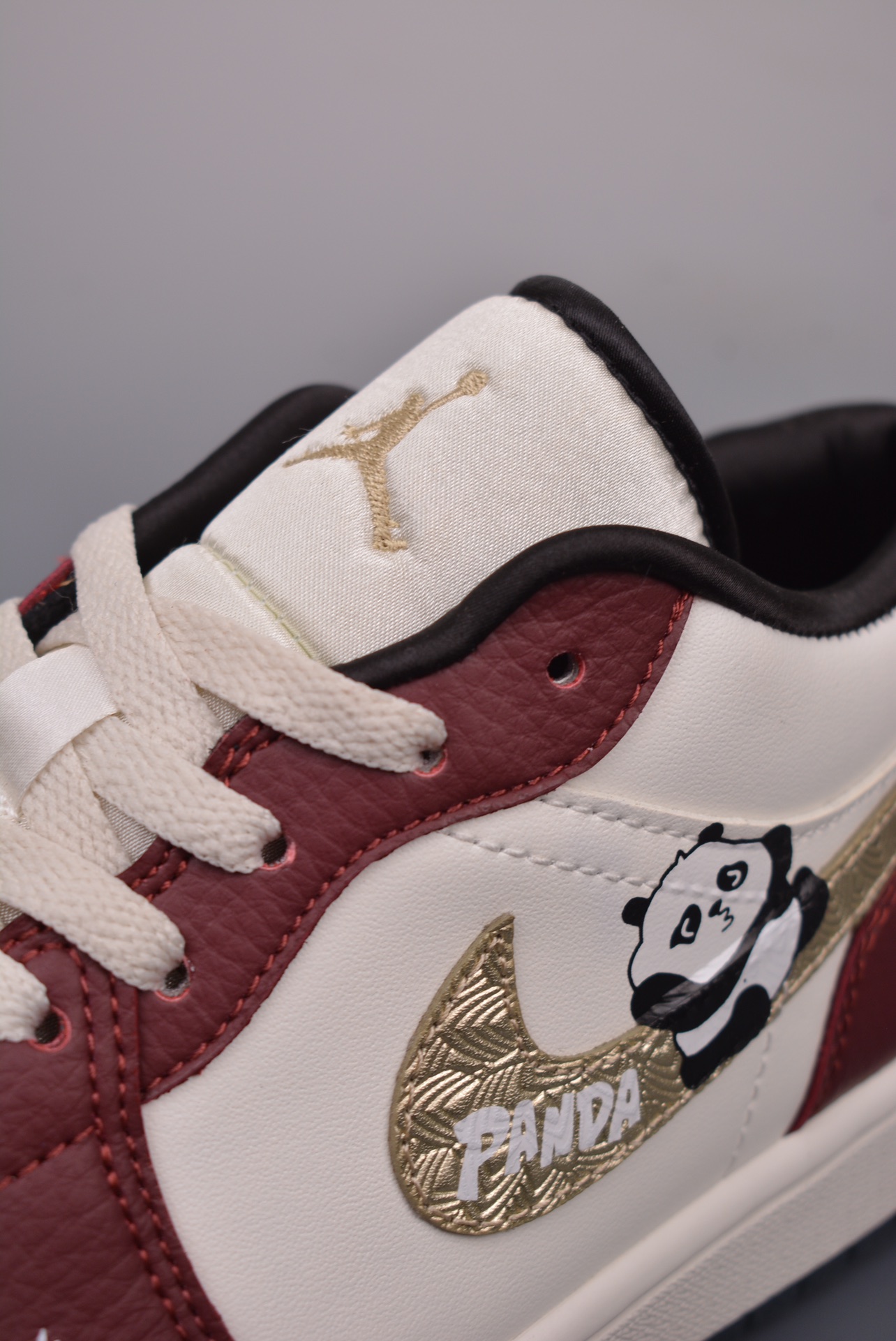 Air Jordan 1 Pouting Panda Red