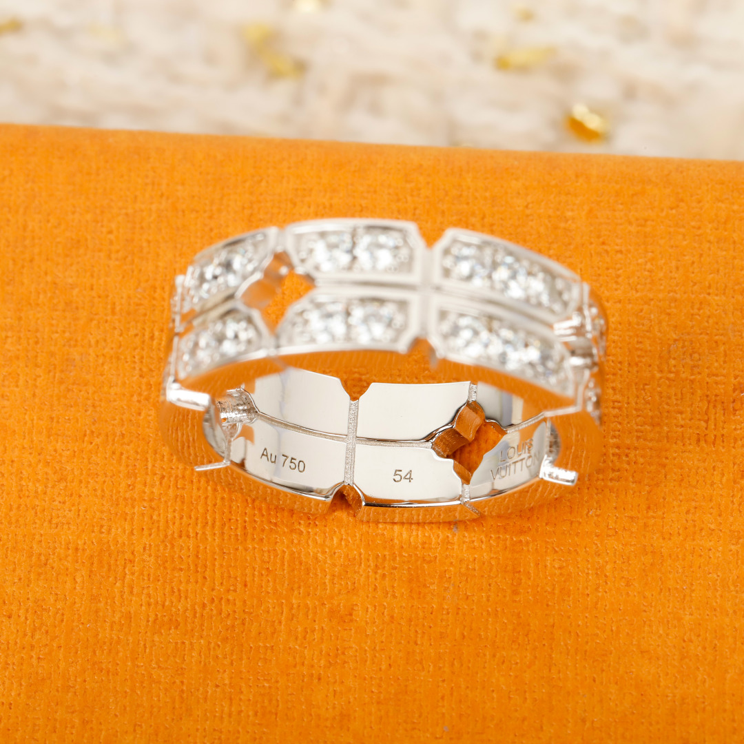 Louis Vuitton Tumbler Ring