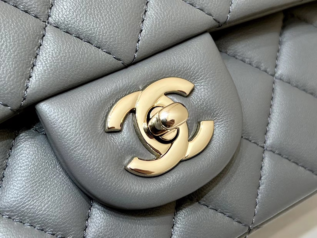 Chanel 23S cf mini handle AS2431