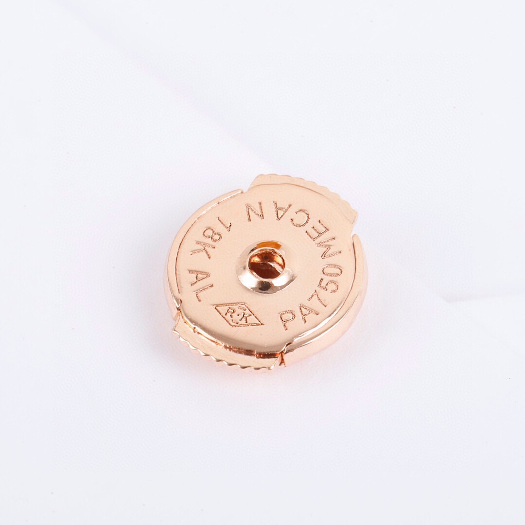 Louis Vuitton Color Blossom Earrings