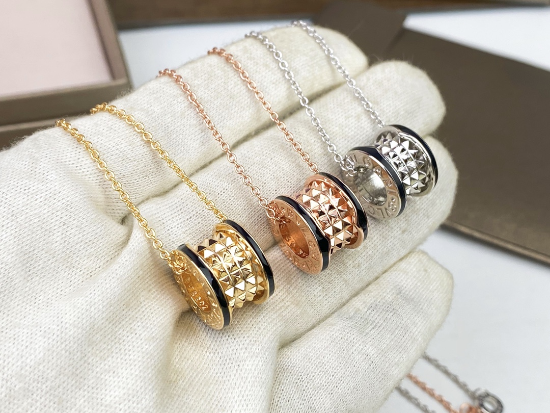 Bulgari LGARI B.zero 1 ro series rivet ceramic necklace
