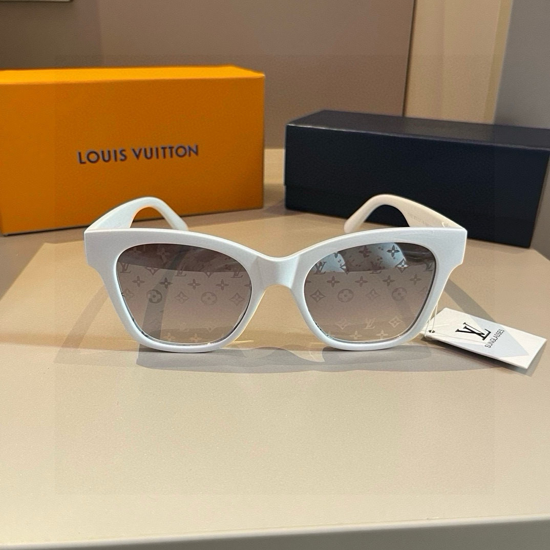 Louis Vuitton square-frame sunglasses