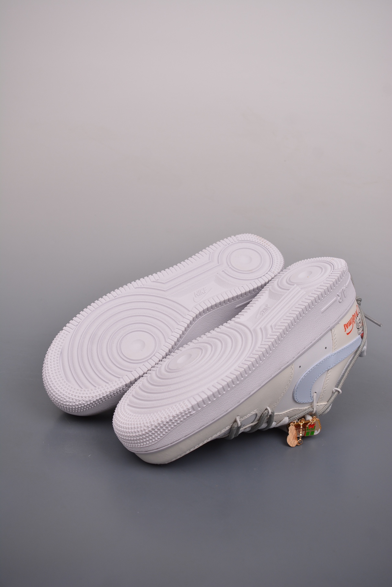 Nike Air Force 1 Low Deconstructed Straps Christmas Limited CW2288-111