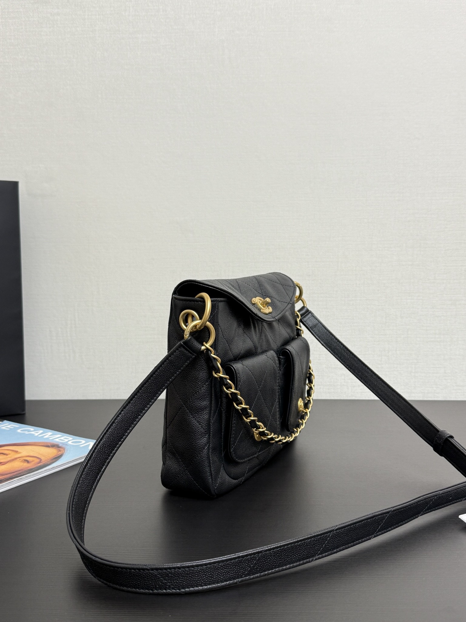 Chanel 25p messenger bag hobo 99451
