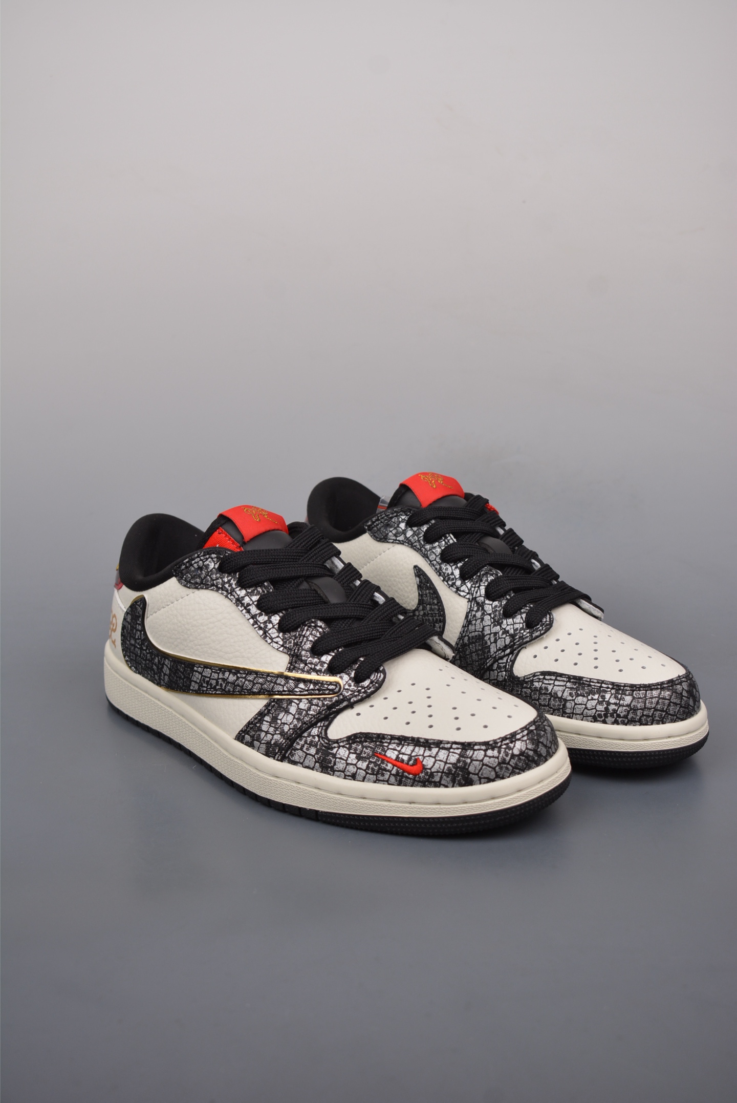 Fragment x Travis Scott x Year of the Snake Limited Air Jordan 1 Low