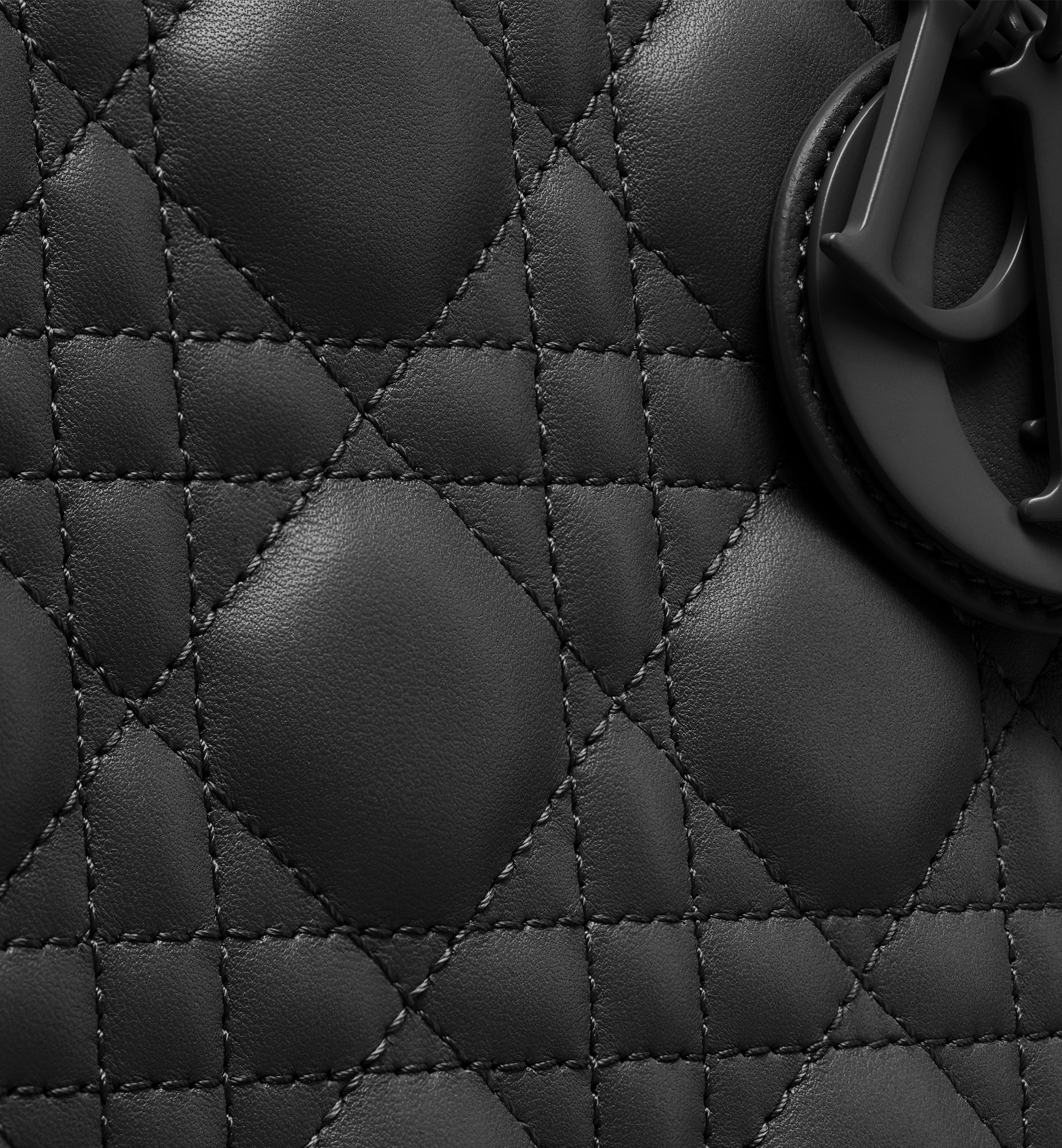 Dior Medium Lady Dior Handbag M0565SLOI_M989