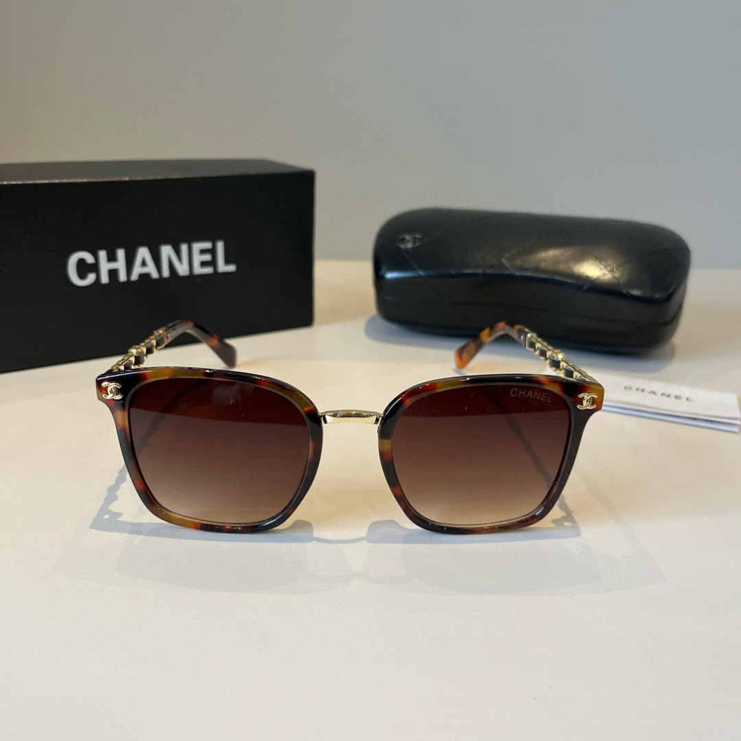 Chanel round frame sunglasses