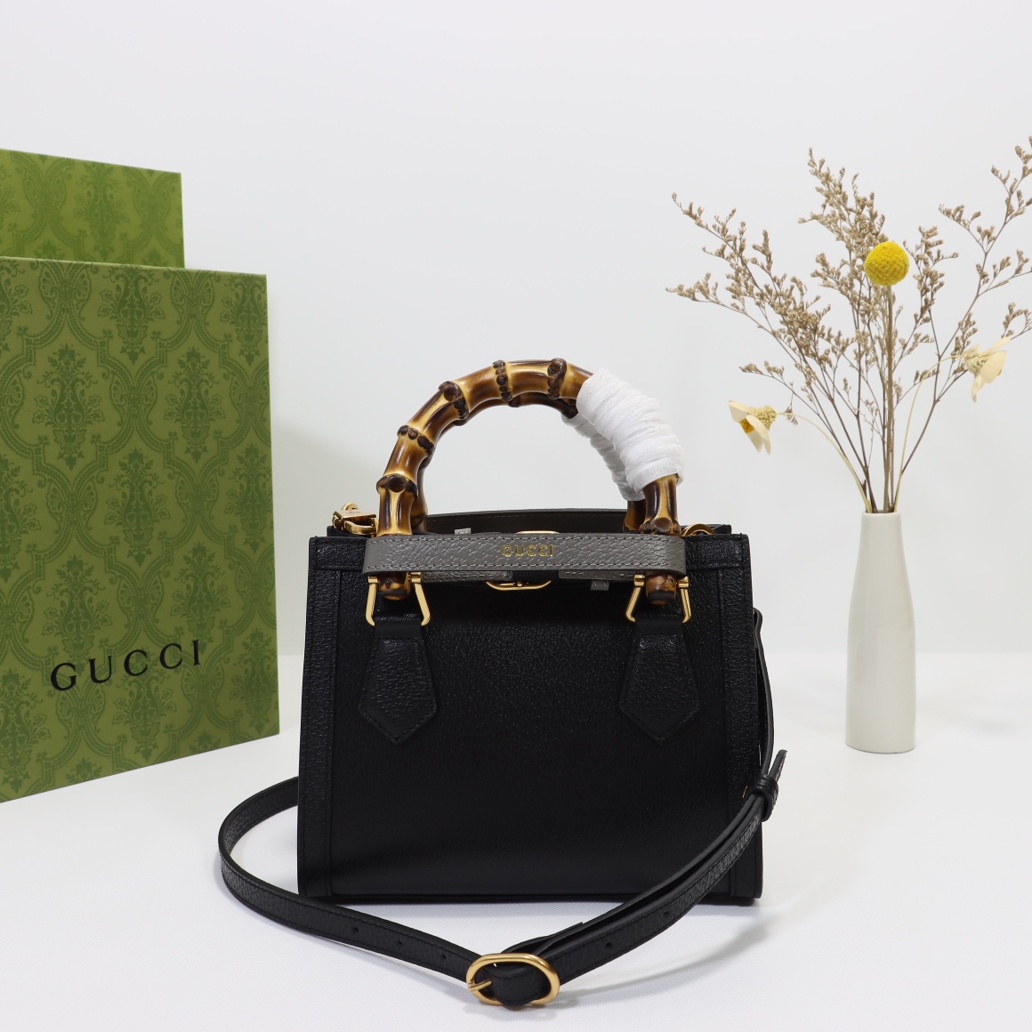 Gucci Diana series bamboo small tote bag 702732 U3ZDT 1073