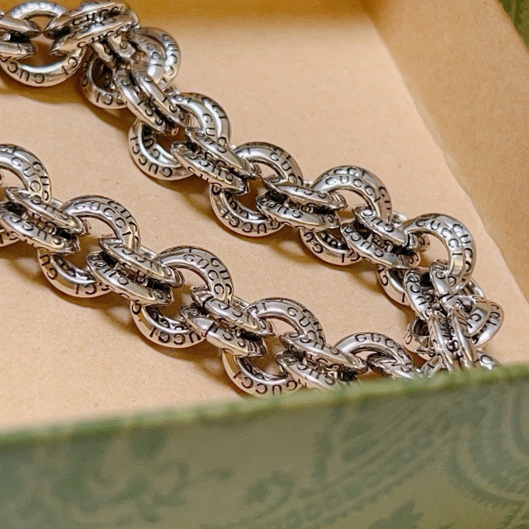 Gucci GG Round Double Ring Bracelet