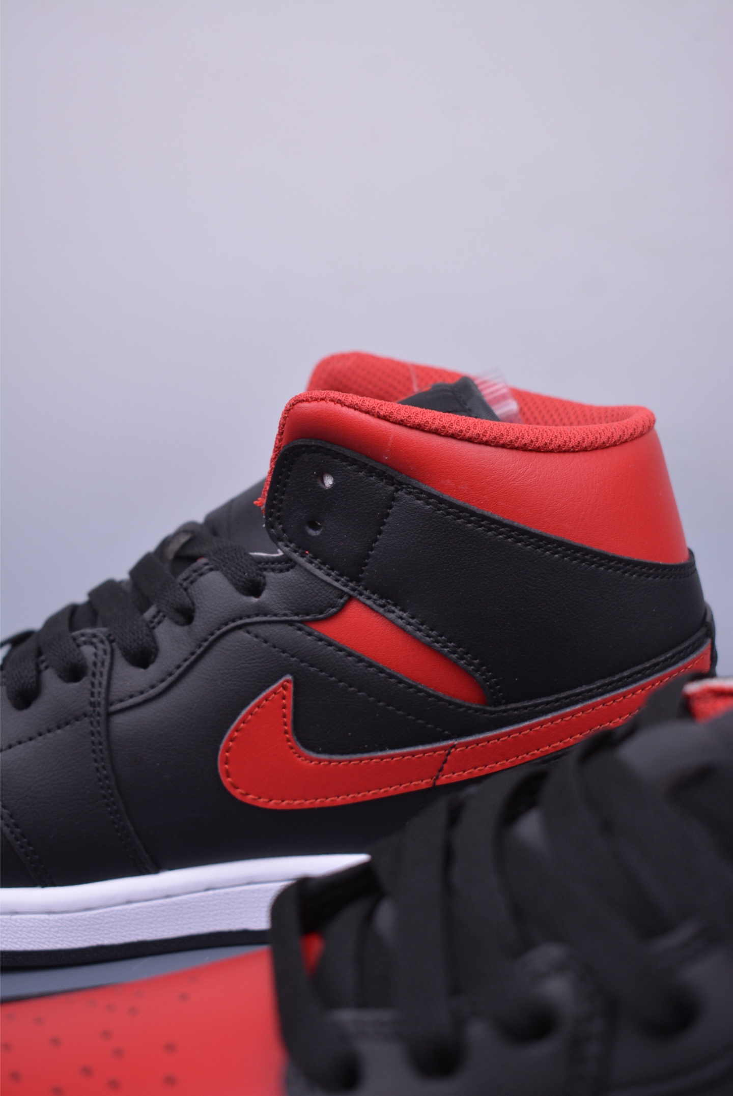Nike Air Jordan 1 Mid AJ1 Basketball Shoes Black and Red DQ8426-067