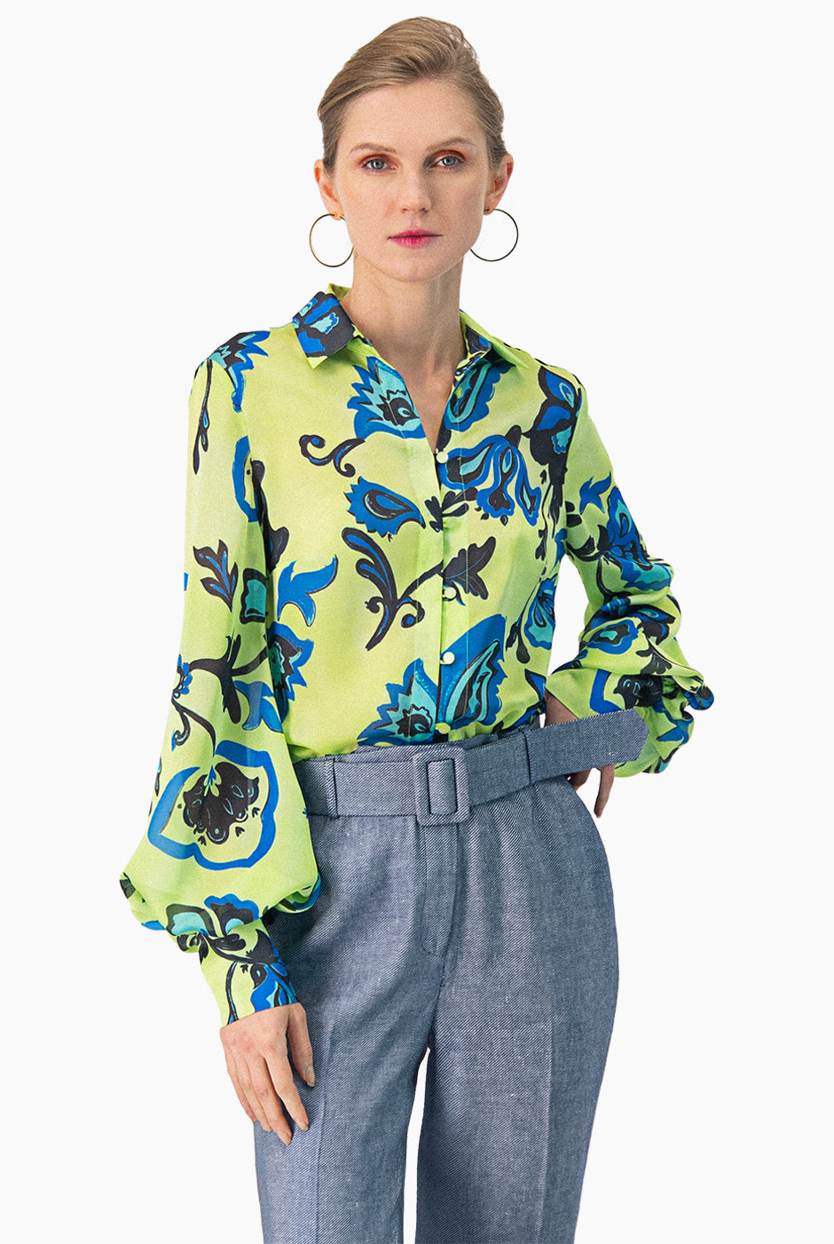 Blusa estampada recta y manga larga