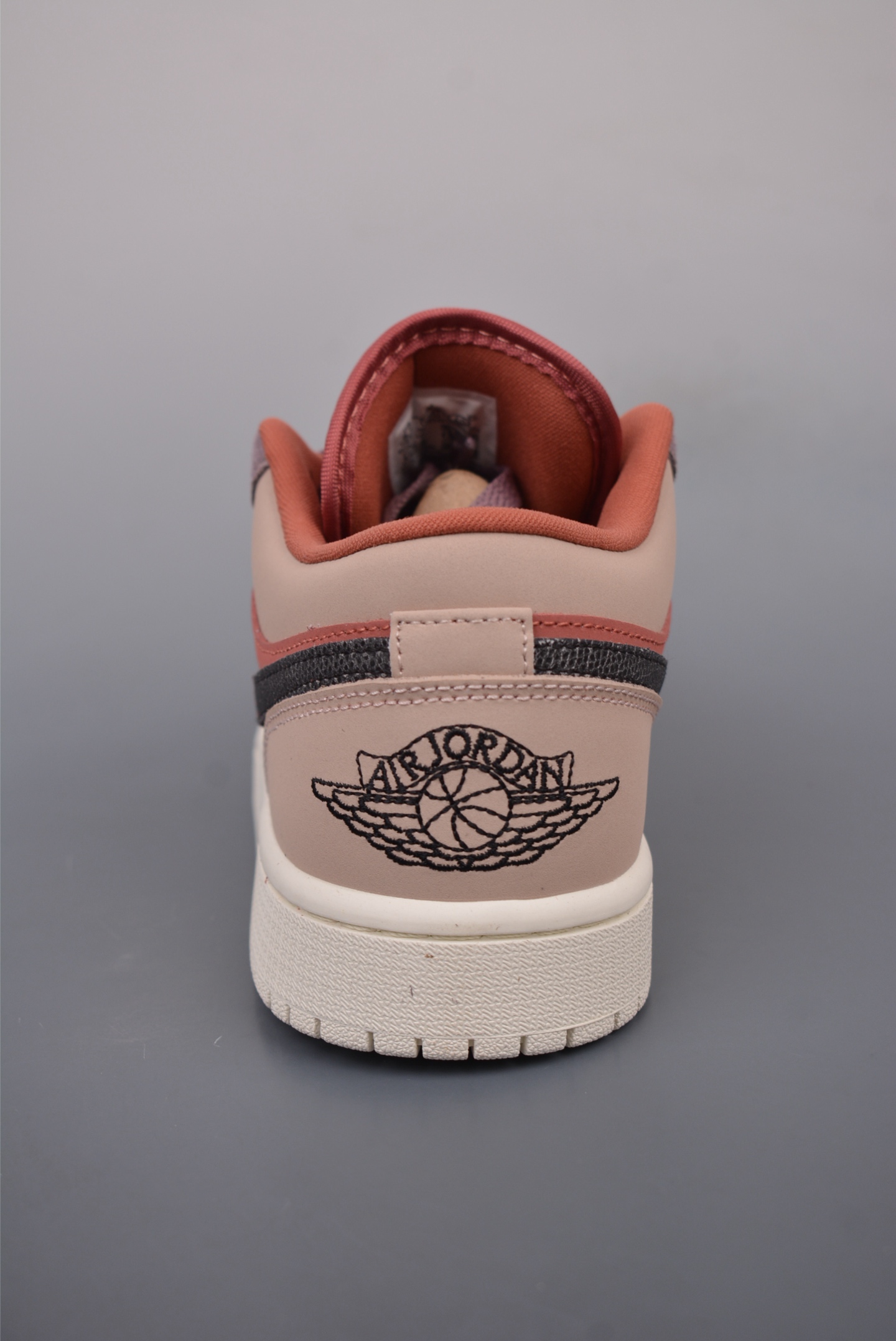 Nike Air Jordan Retro 1 Low GS Canyon Rust DC0774-602