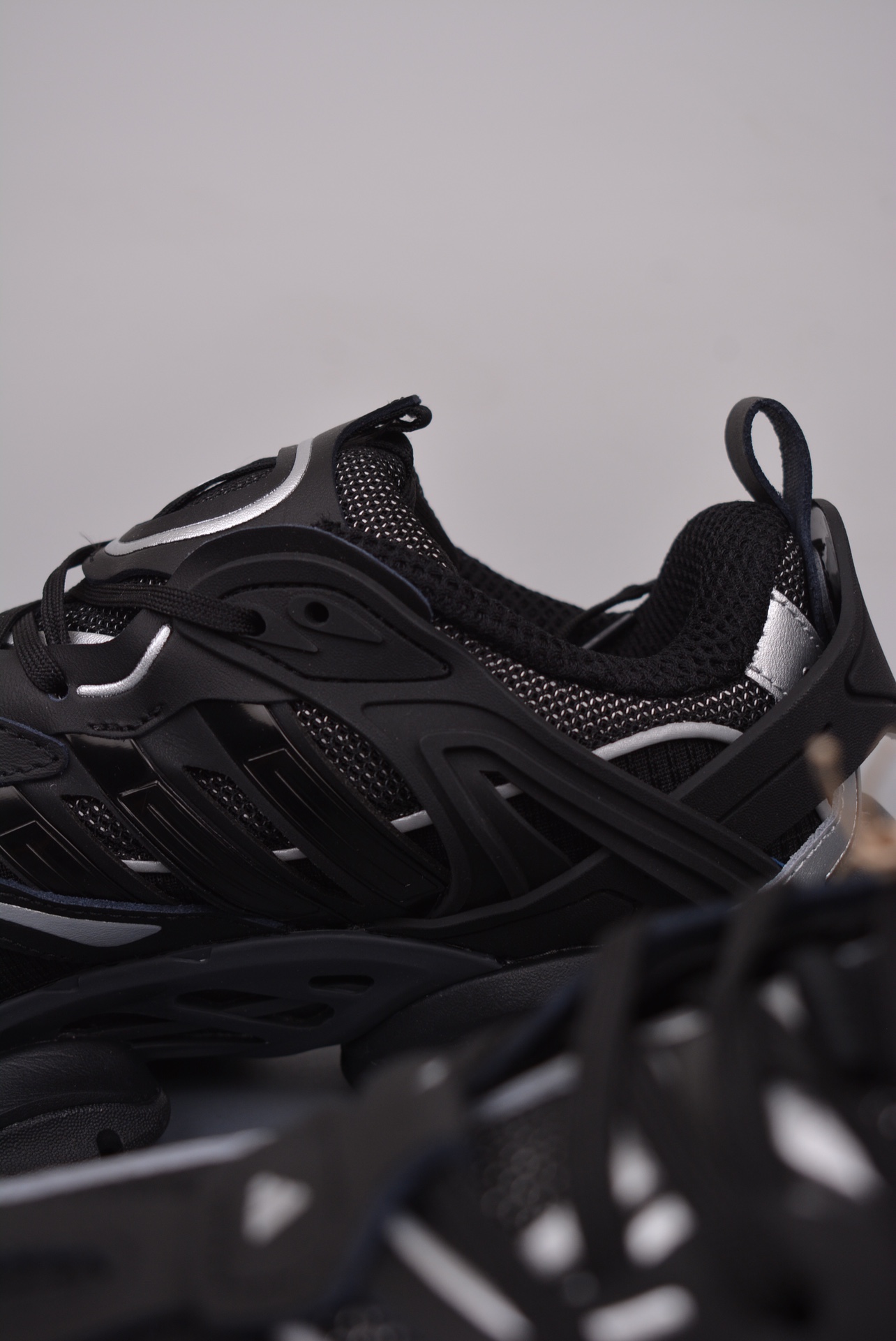 Adidas XLG Runner Deluxe Black, Silver and White IH0070