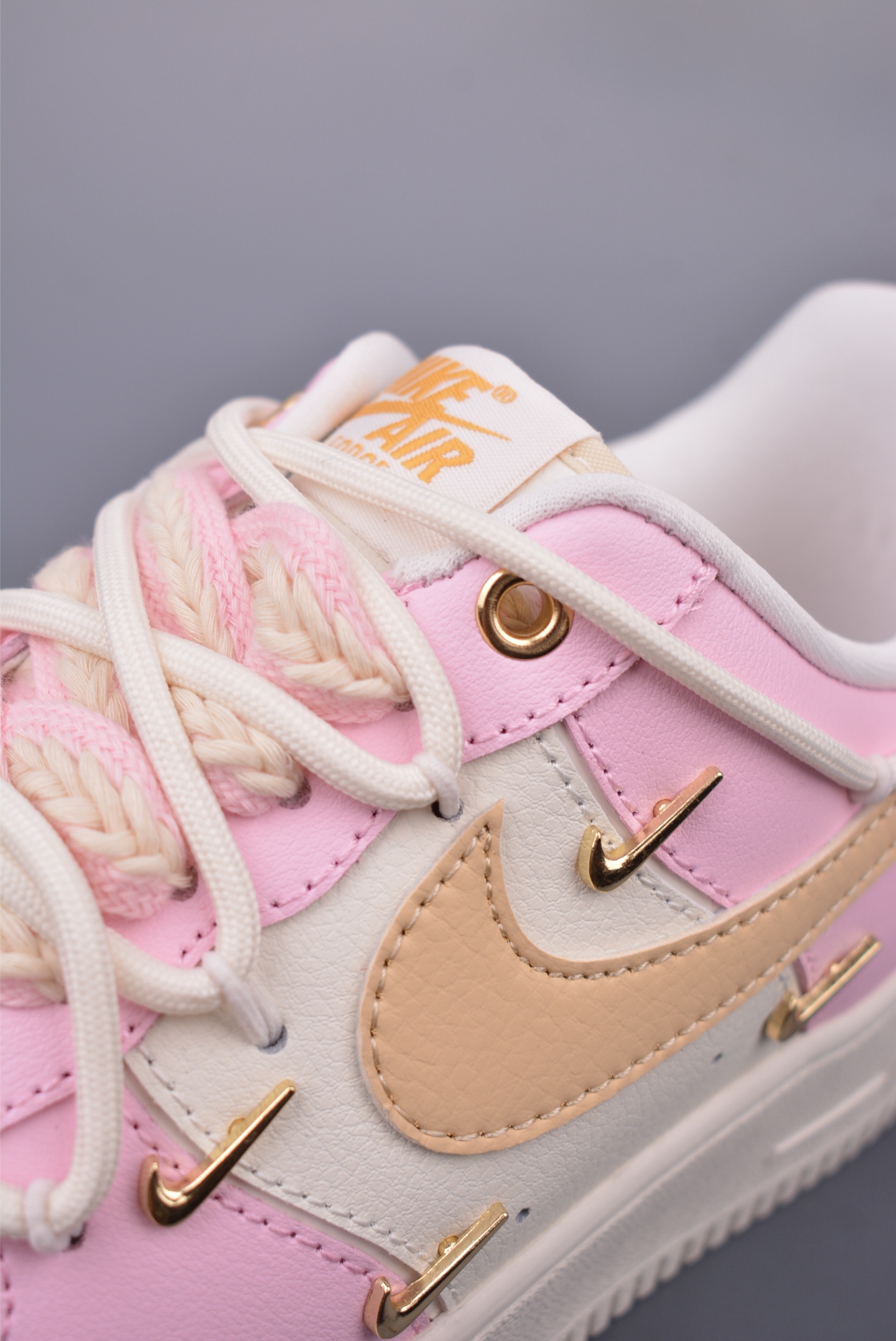 Nike Air Force 1 07 Low Sneakers Thick Rope Bandage Pink Honeydew Gold Hook ZB2574-600