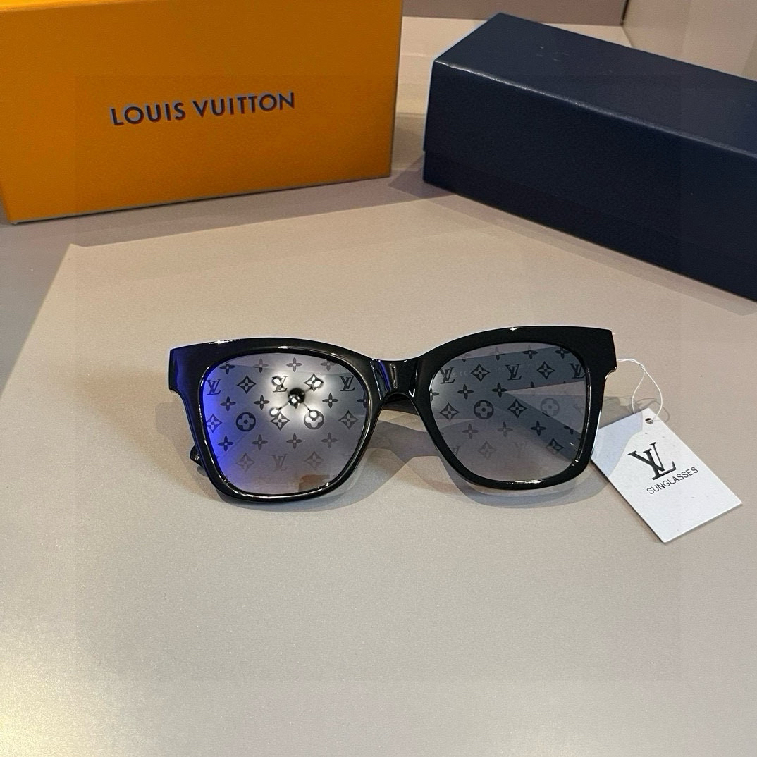 Louis Vuitton square-frame sunglasses