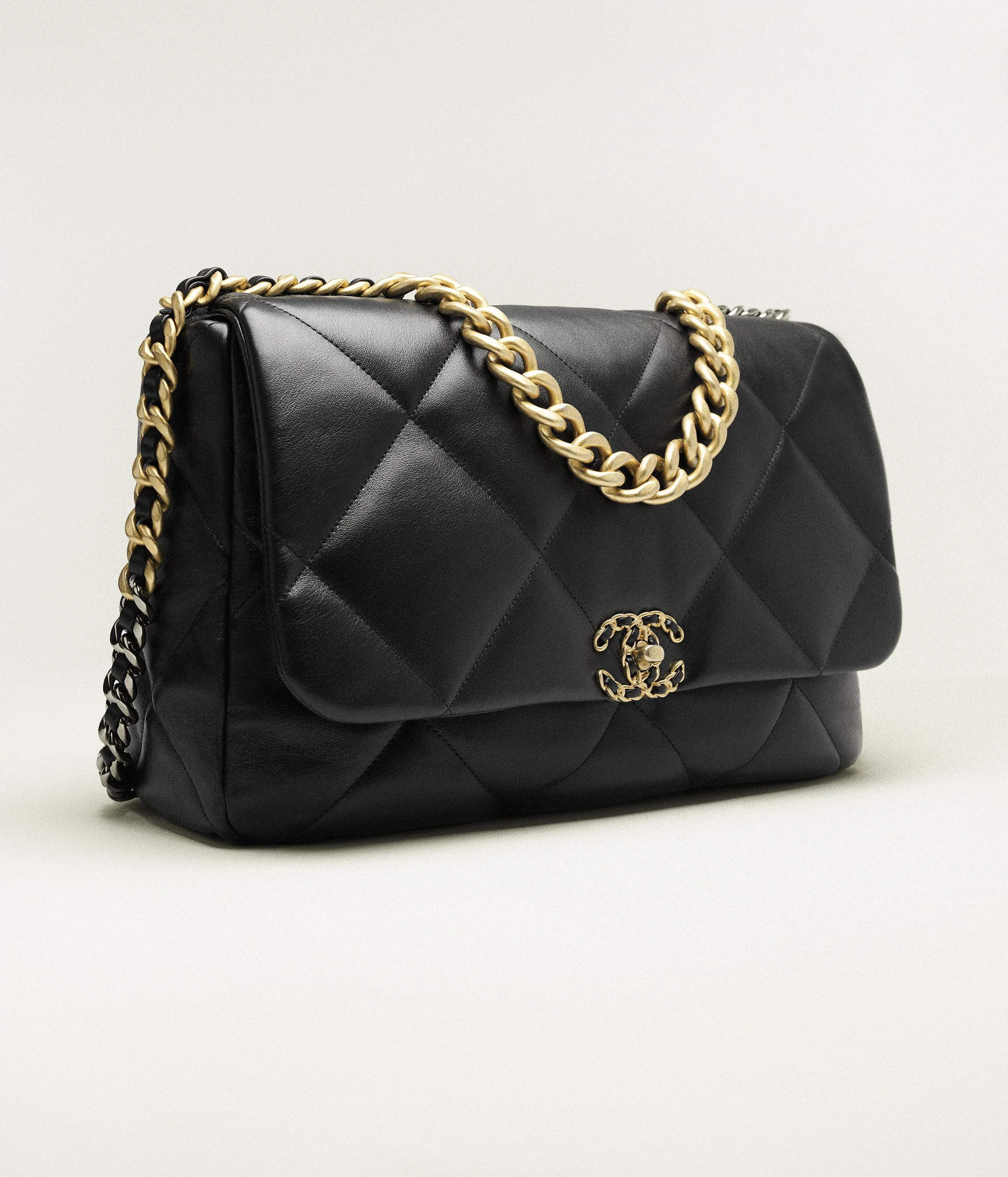 CHANEL 19 Large Handbag Shiny Lambskin, Gold-Tone, Silver-Tone & Ruthenium-Finish Metal Black AS1161-B04852-94305