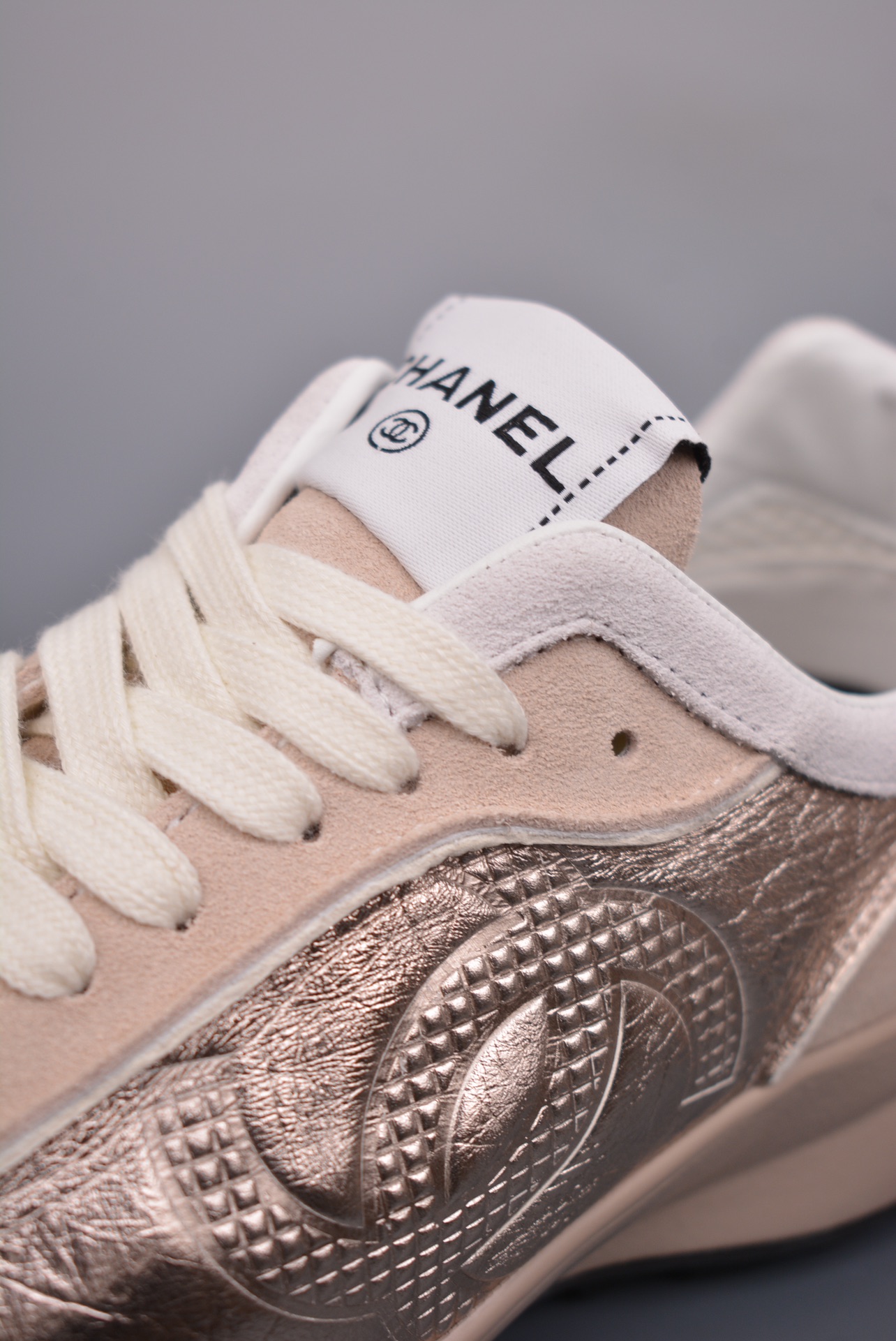 Chanel A25 CC Calfskin Trainers Sneaker Rose Gold