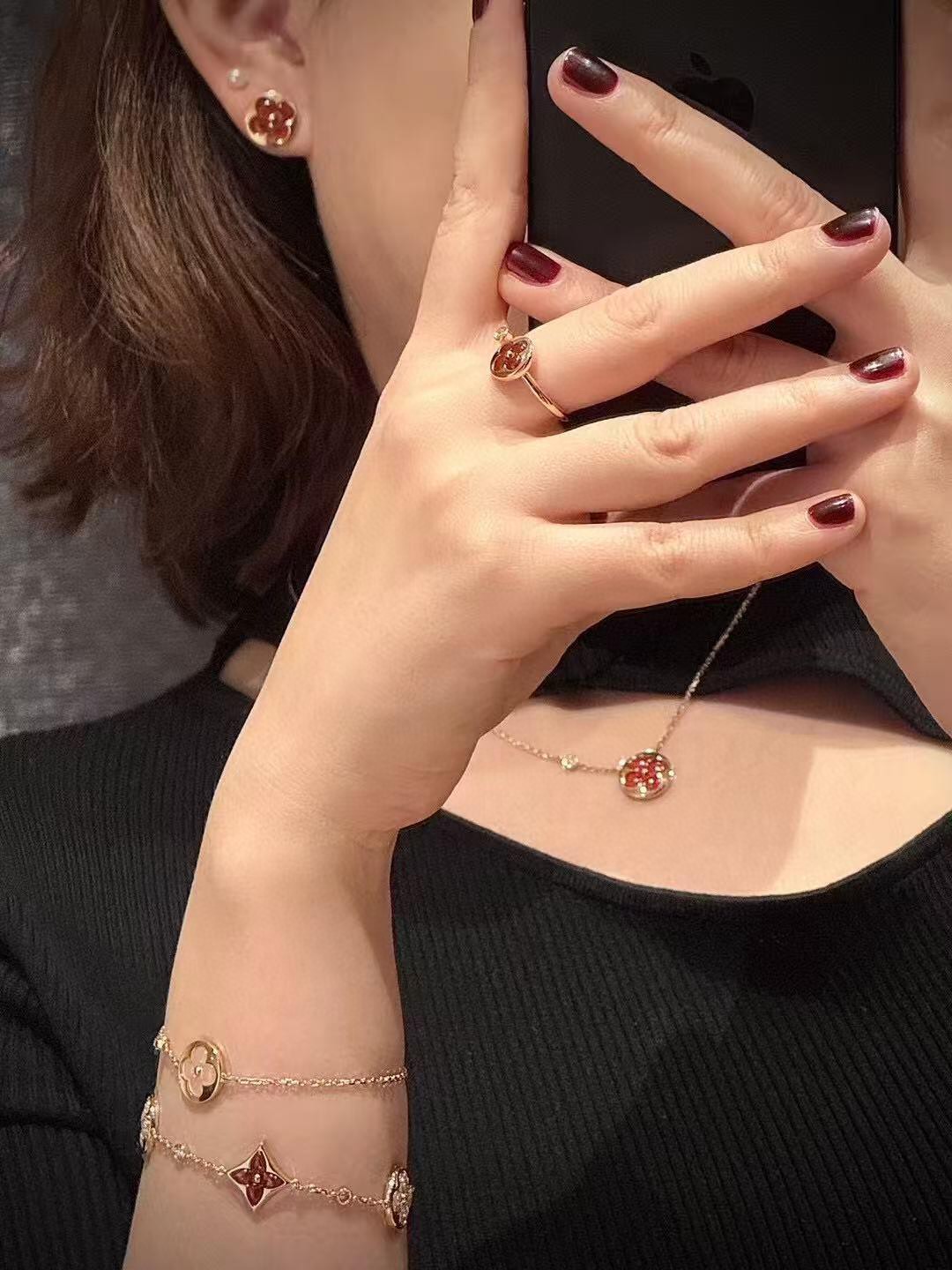 Louis Vuitton Four Flower Bracelet