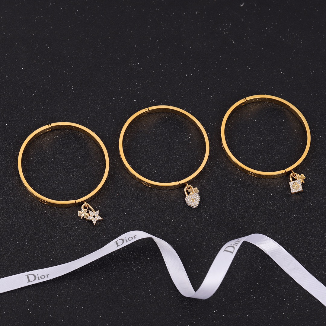 Dior diamond heart bracelet