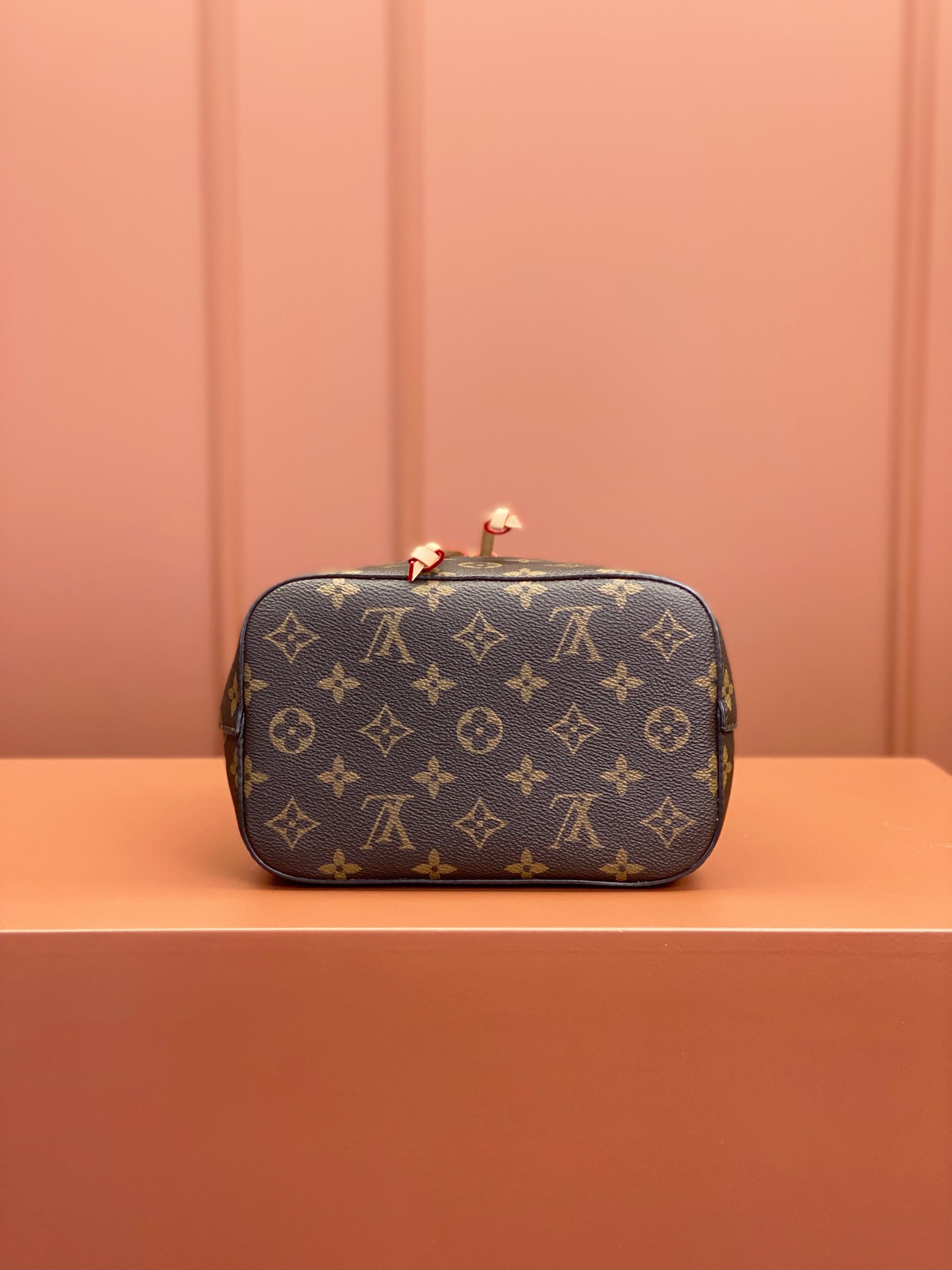 Louis Vuitton NÉONOÉ BB Bag M46581