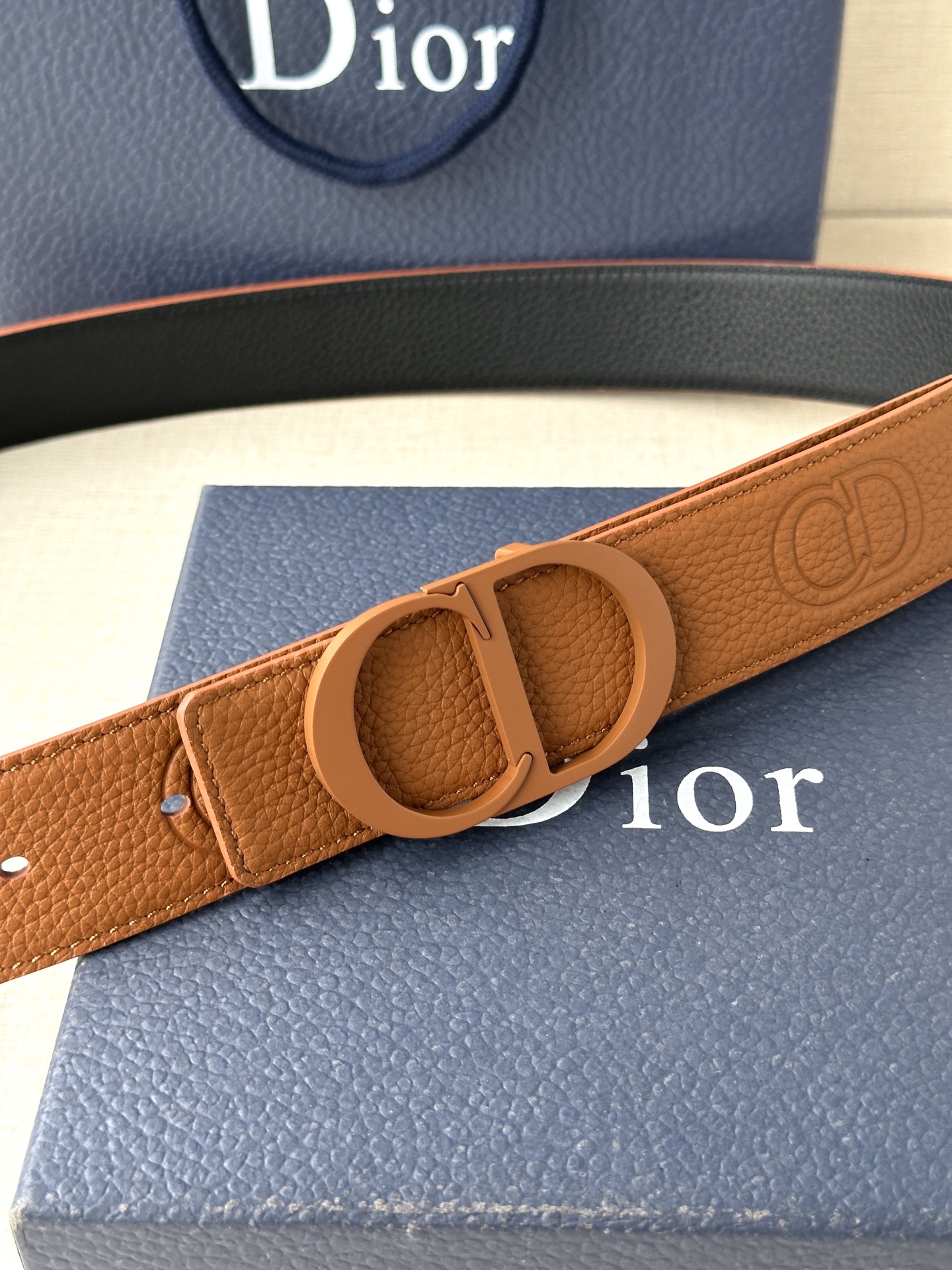 Dior embossed top layer leather belt 3.5CM wide