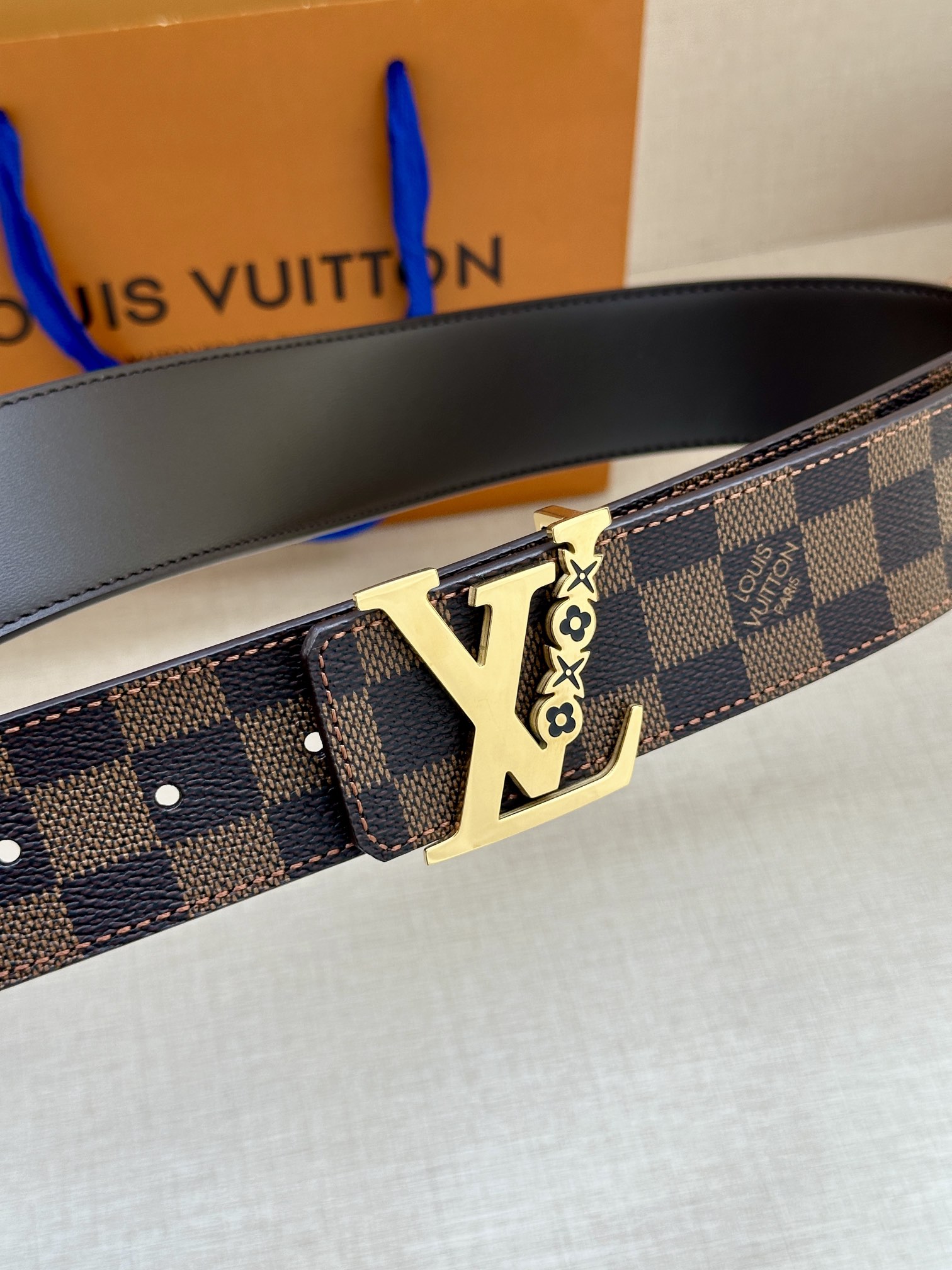 Louis Vuitton Monogram Print Men's Belt, 4CM Width