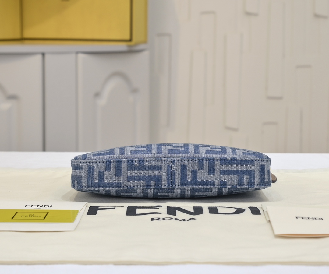 FENDI Baguette Denim Clutch 7717