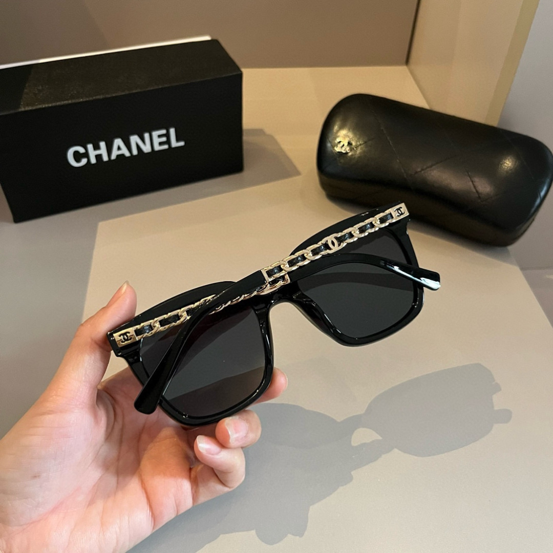 Chanel round frame sunglasses