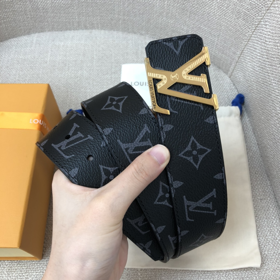 Louis Vuitton Monogram Calfskin Men's Belt 4CM Width