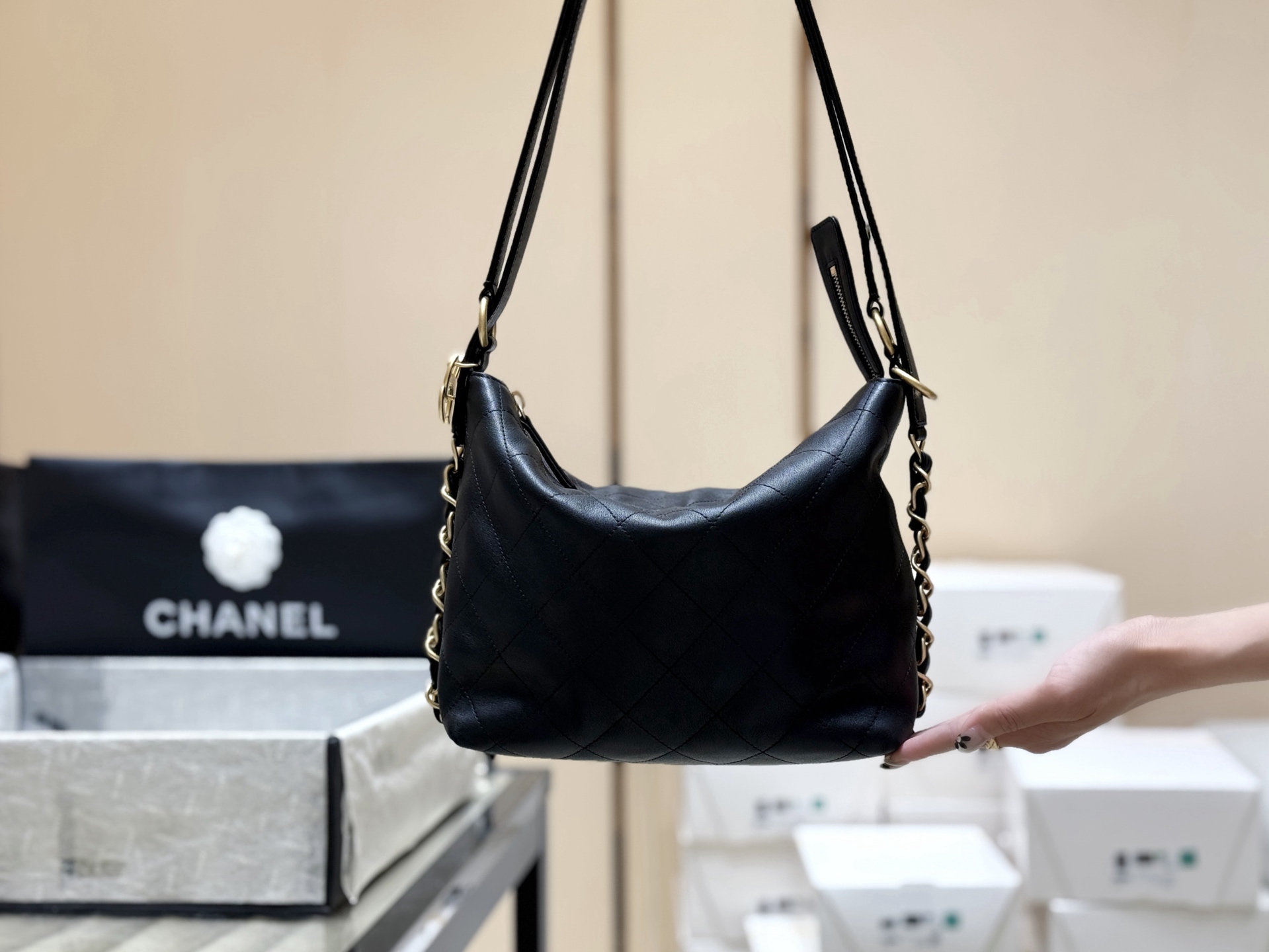 Chanel 25P Spring/Summer Preview Series Hobo Dual-Purpose Bag AS5517 00148